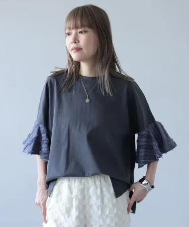 HERENCIA / Sleeve flare fringe cut and sew