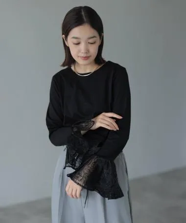 HERENCIA / organza flocky ruffle bell sleeve cut & sewn